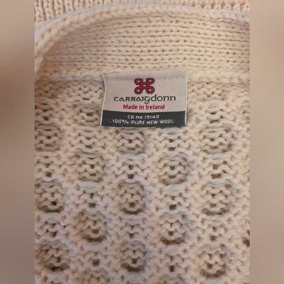 Carraigdonn Cardigan - Picture 2 of 11